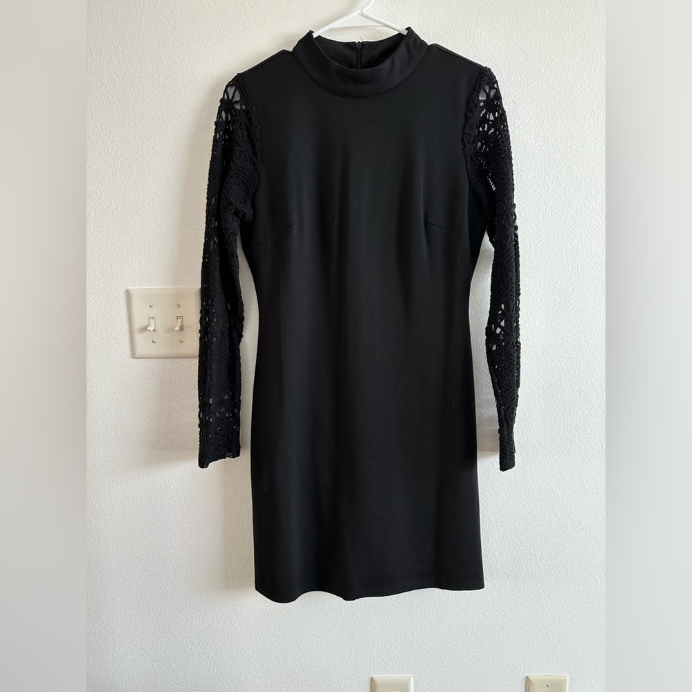 Women’s Lulus Dress sz M